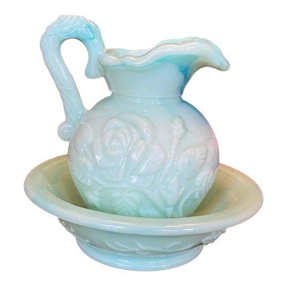 Vintage 1970 Avon Jadeite Milk Glass 2 piece bath set. Collectors item - Picture 3 of 8